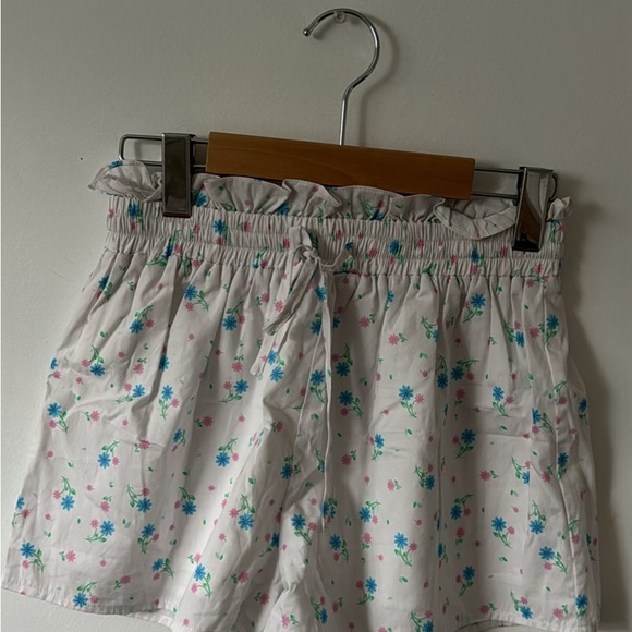 Matching Floral Shorts Set - Picture 5 of 6